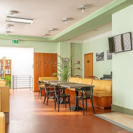 Hotel Zio Имола Экстерьер фото